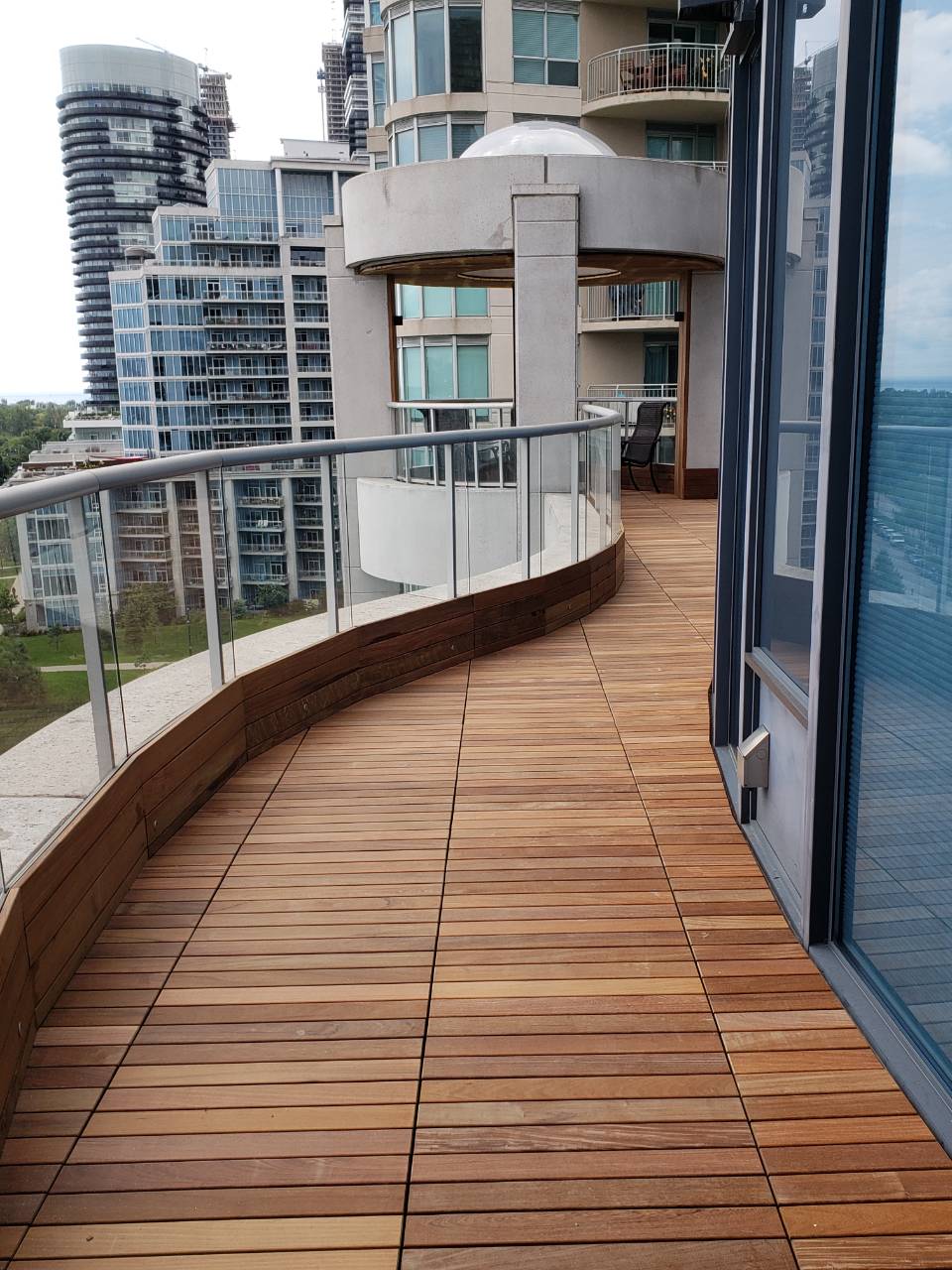 toronto-ipe-decking-design-and-build-services