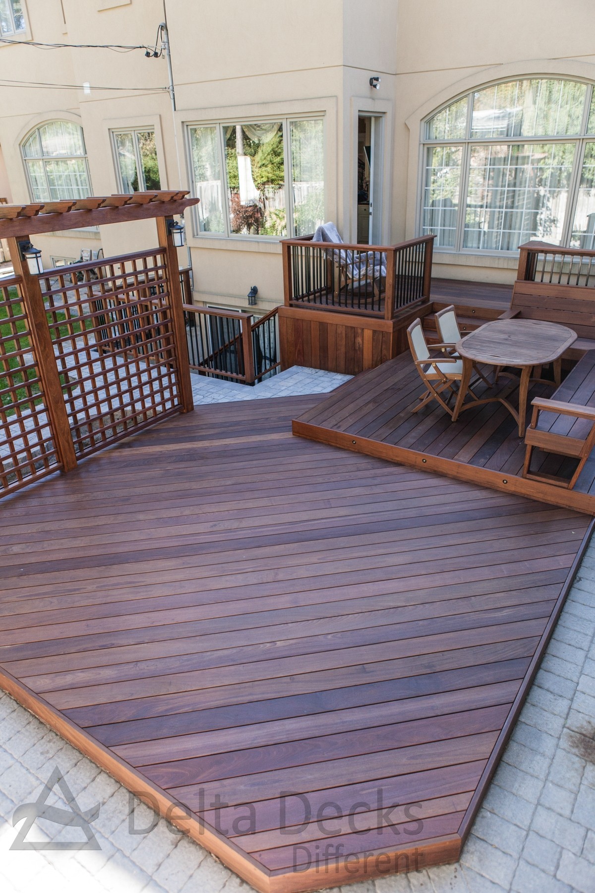 Backyard Ipe decks Builder contractor delta decks toronto