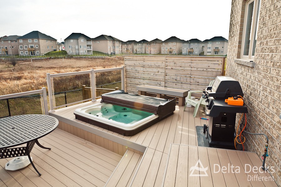 deck jacuzzi composite toronto