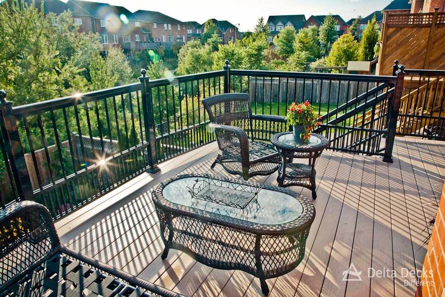 Backyard Composite decks Builder contractor delta decks toronto