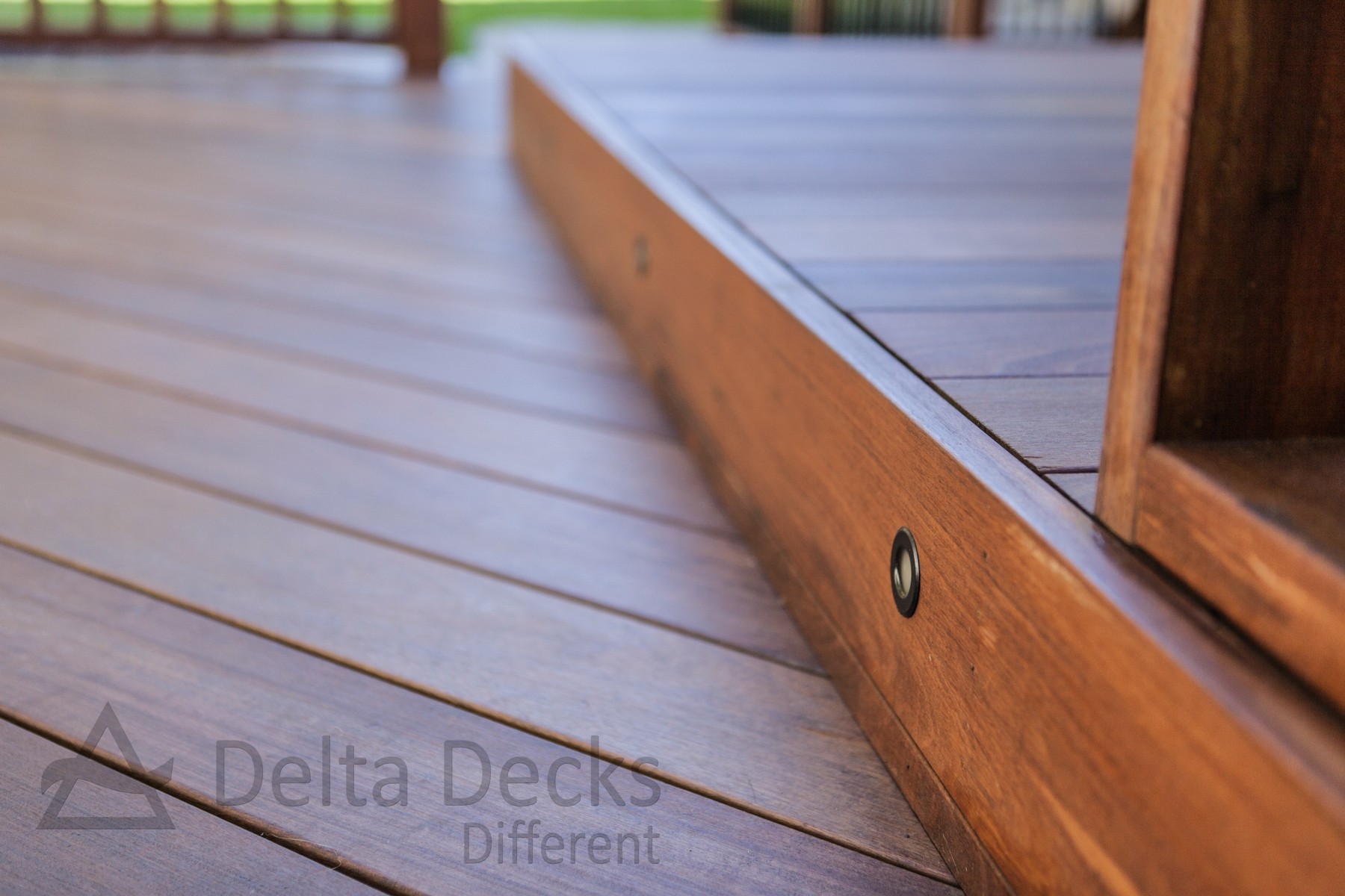 Backyard Ipe decks Builder contractor delta decks toronto